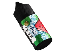 E-Liquid bottle by THE BARTENDER with Melon Mix Salt flavor, 30ml and 30mg nicotine salt for vaping.